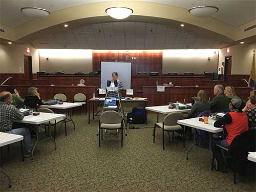 Marge Lake McCabe leads a poll worker training class. Photo: Kimberly Sidoti.