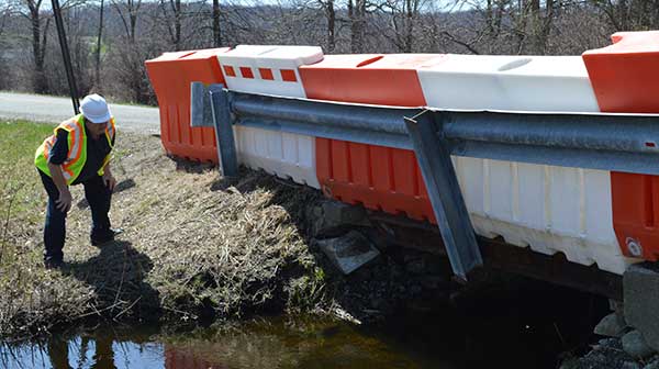 Bridge L-10, Lafayette